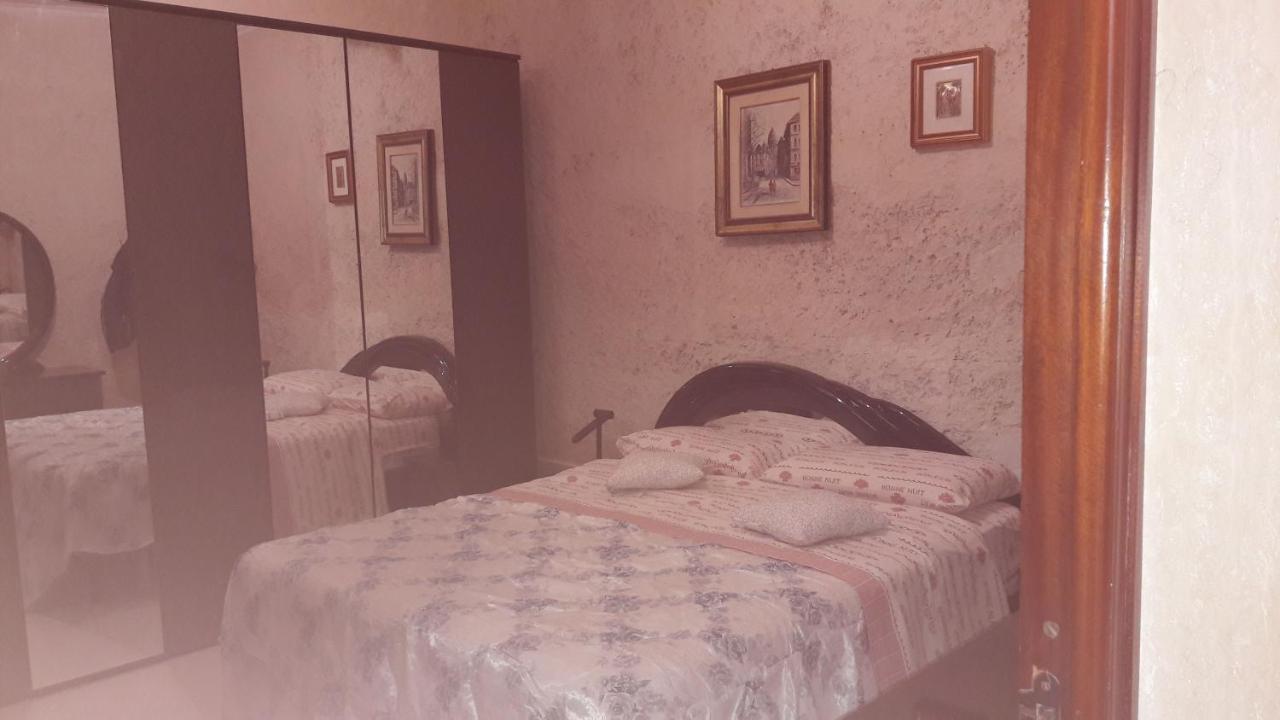 Mia Apartamento Bari Exterior foto